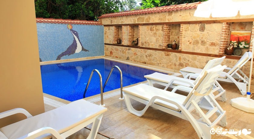 استخر روباز هتل باچاس پن شن